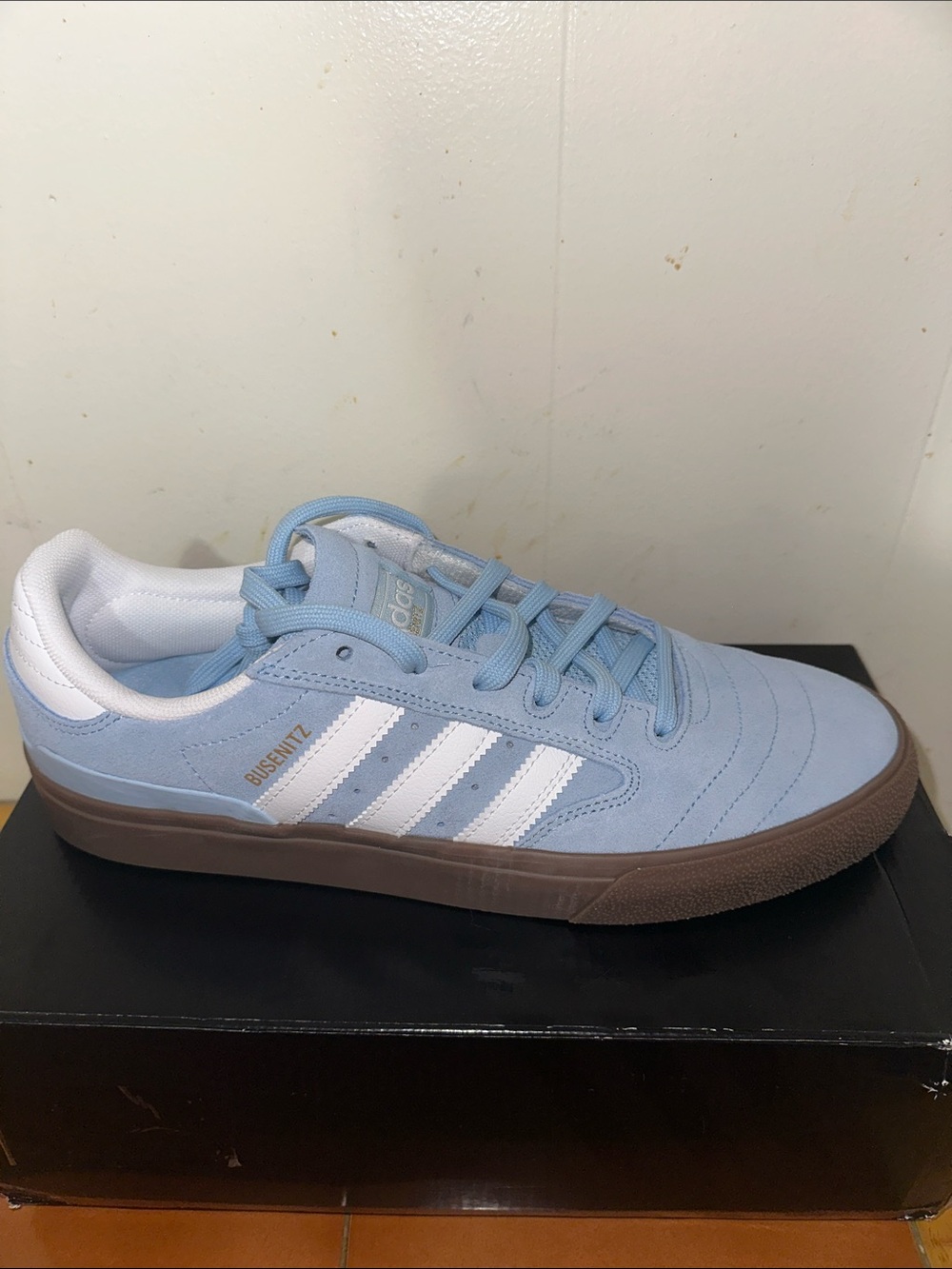 adidas Men’s Light Blue Suede Sneakers with White Stripes and Brown Gum Sole - Picture 4 of 4
